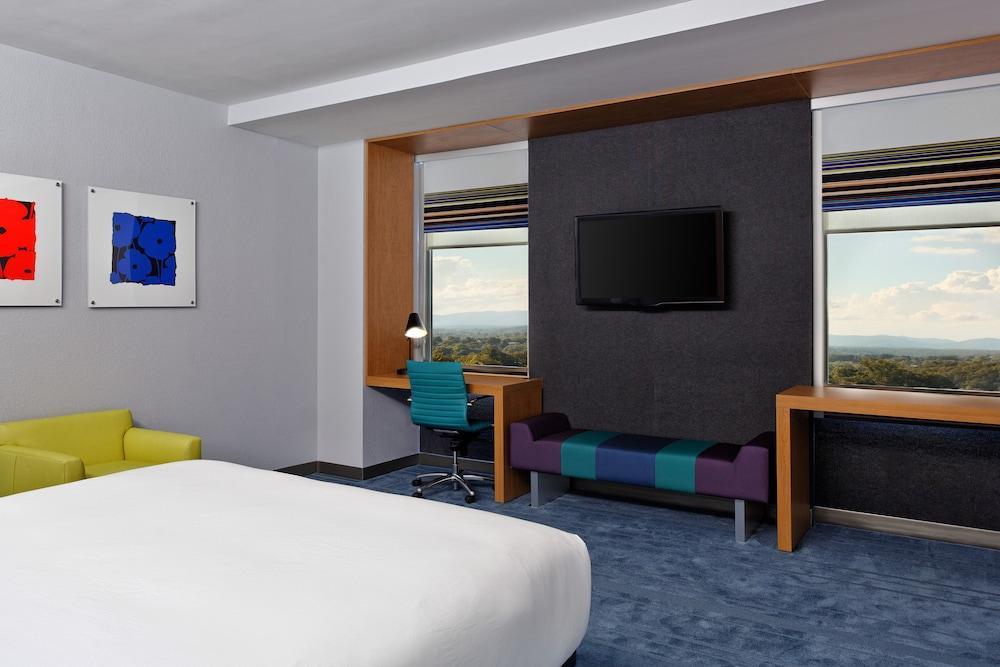 Aloft Asheville Downtown Exterior photo