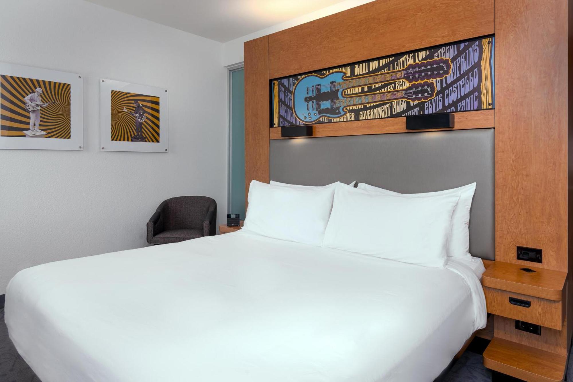 Aloft Asheville Downtown Exterior photo