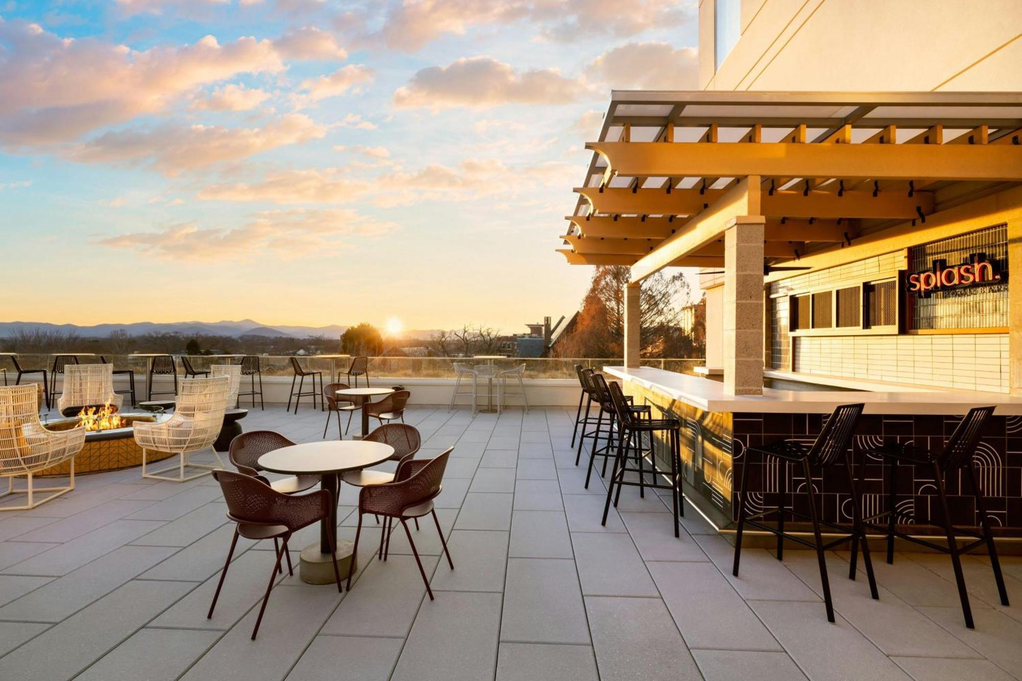 Aloft Asheville Downtown Exterior photo
